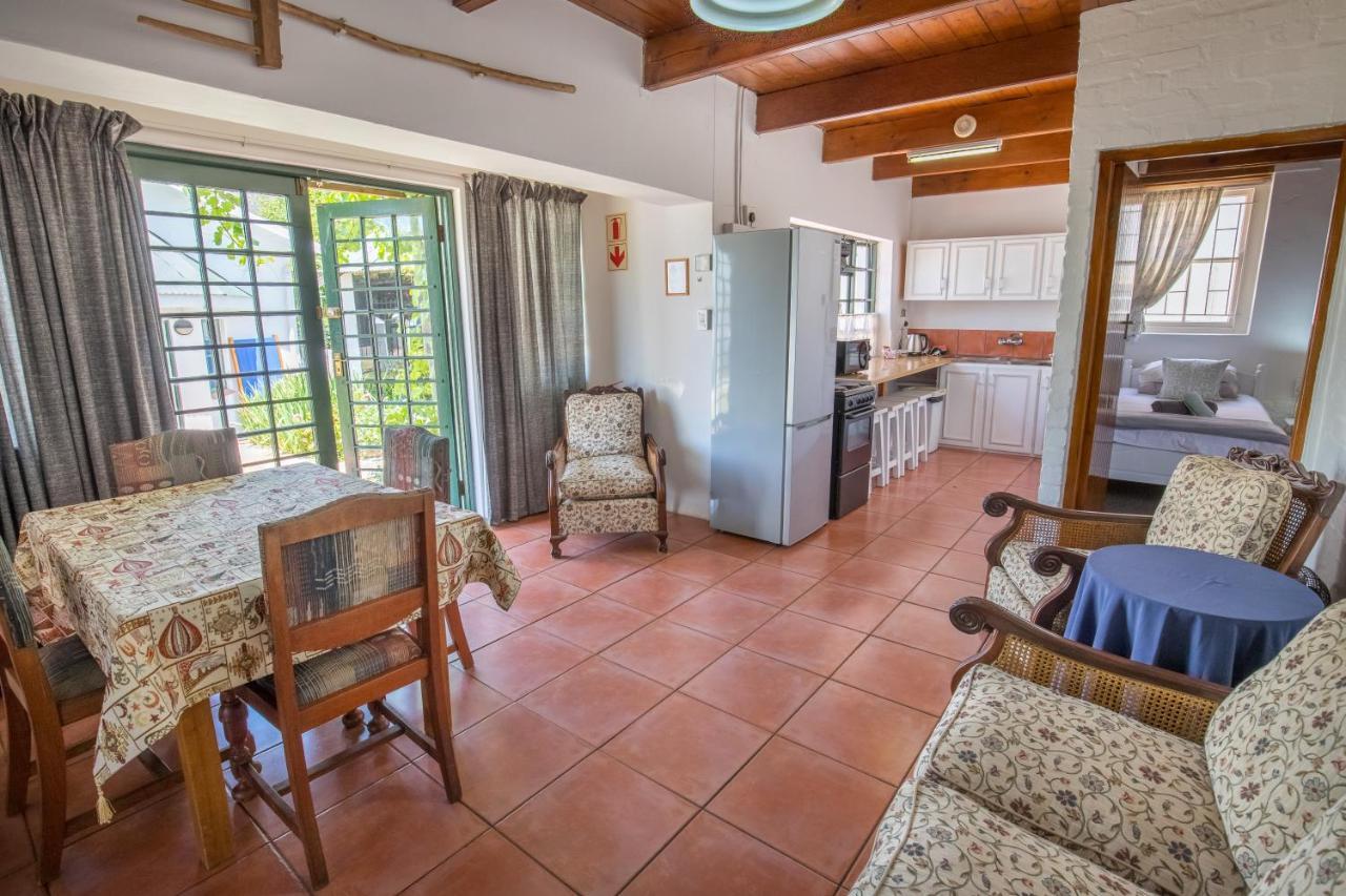 Koo Karoo Guest Lodge And Self Catering มอนตากู ภายนอก รูปภาพ