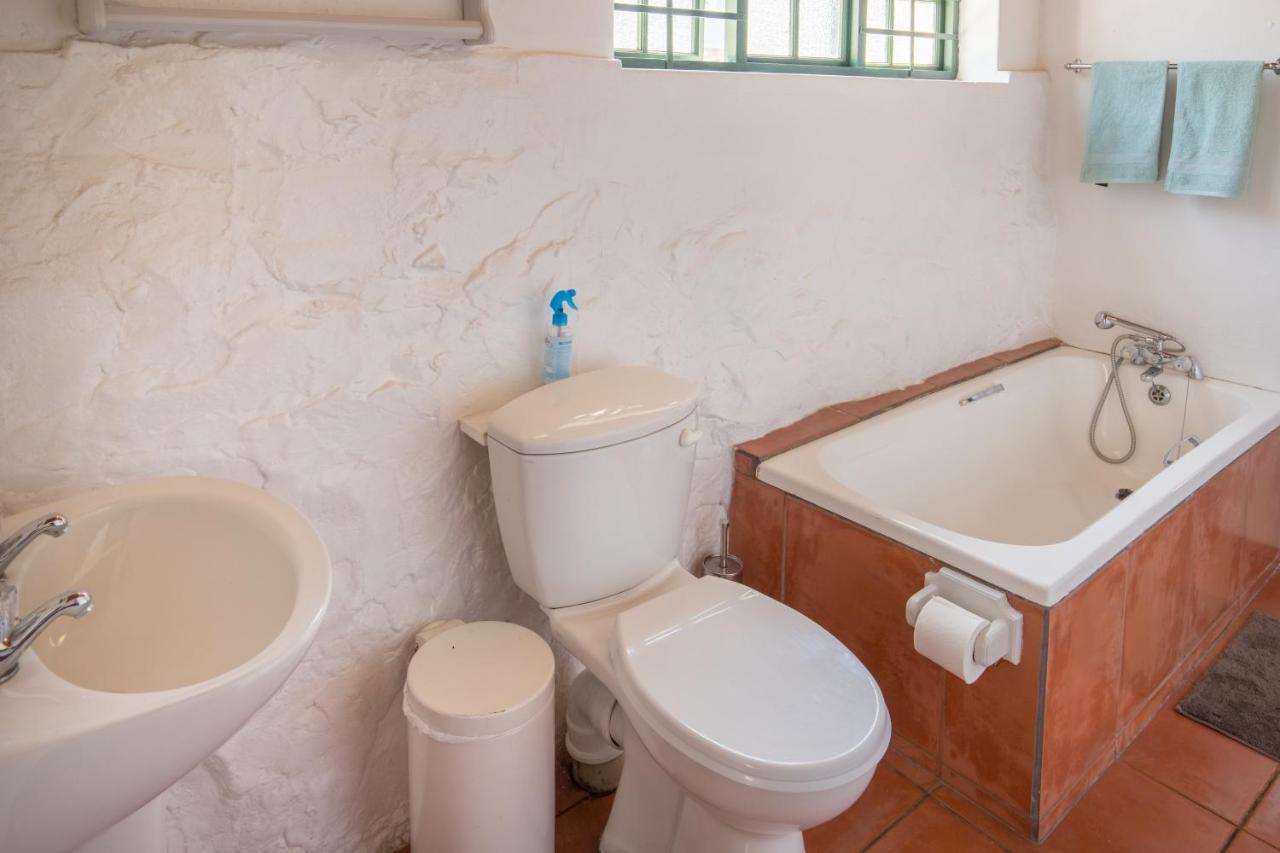 Koo Karoo Guest Lodge And Self Catering มอนตากู ภายนอก รูปภาพ