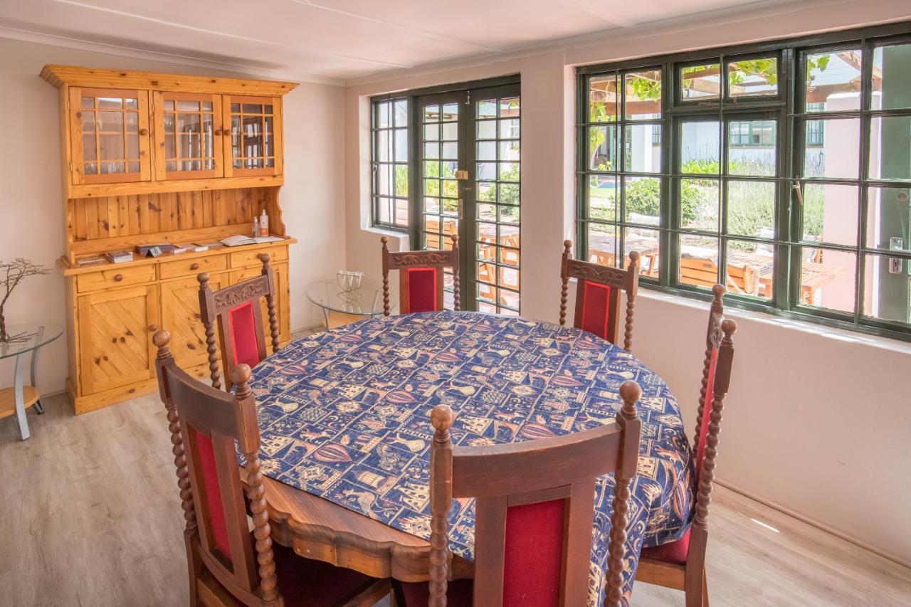 Koo Karoo Guest Lodge And Self Catering มอนตากู ภายนอก รูปภาพ