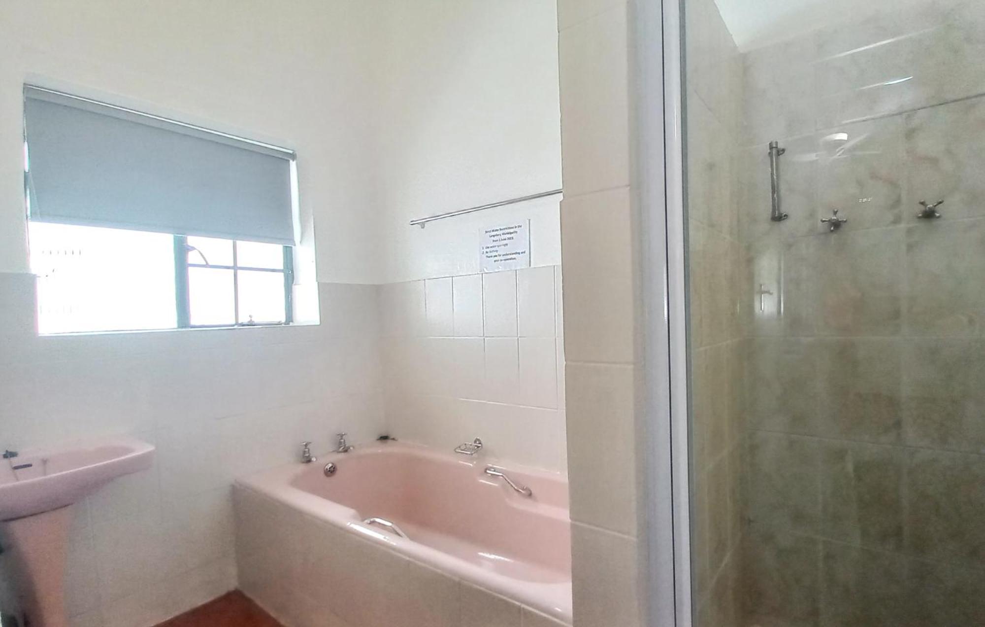 Koo Karoo Guest Lodge And Self Catering มอนตากู ภายนอก รูปภาพ