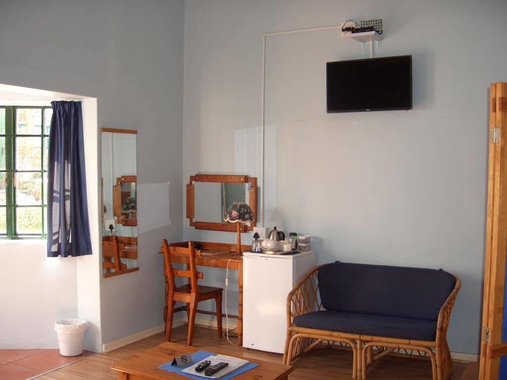 Koo Karoo Guest Lodge And Self Catering มอนตากู ภายนอก รูปภาพ